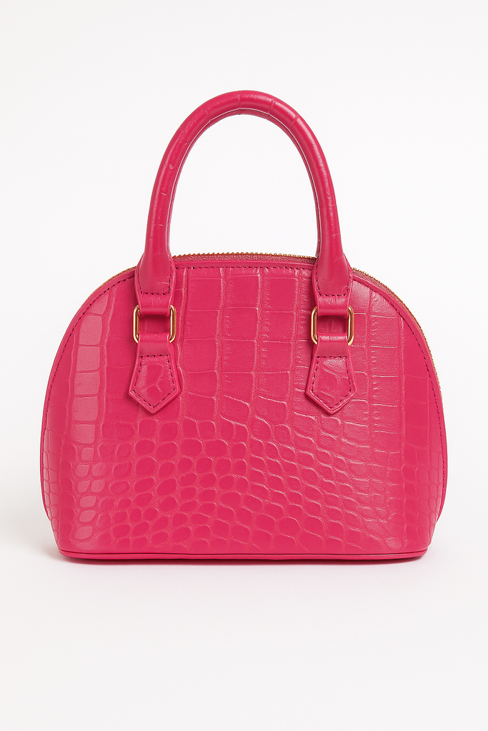 CARTERA DE MANO CON DISEÑO DE CONCHA